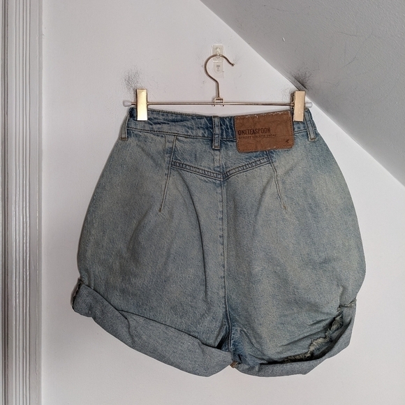 ONE TEASPOON Light Wash Kansas High Rise 80s Street Walker Short NEW Size 23 - Picture 7 of 8